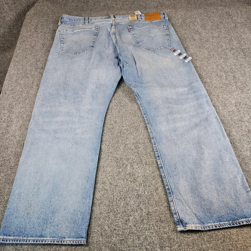 Levis 501 Original Fit Jeans Mens 44x30 Light Wash Blue Denim Button Fly Stretch